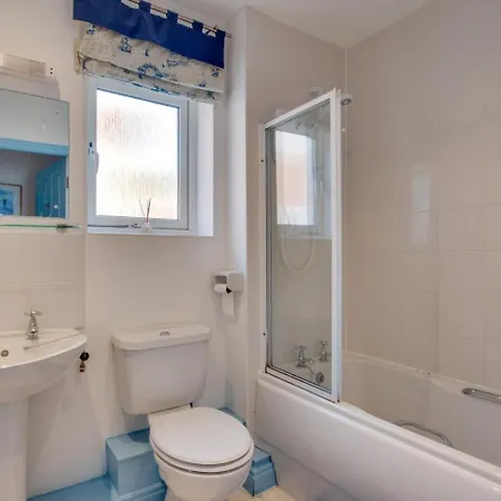 2 Bed In Oc-w508 *